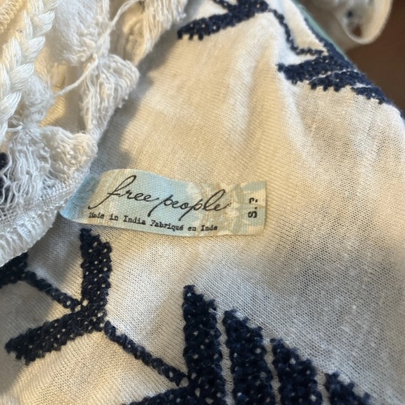 ASO Elena Gilbert Free People Arrow tank Embroidered Blouse - Picture 3 of 3